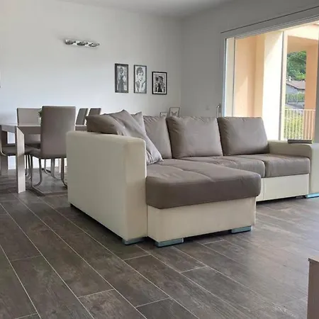 Silvia House Apartment Lenno